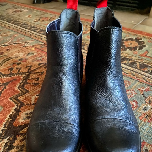 ariat black ankle boots